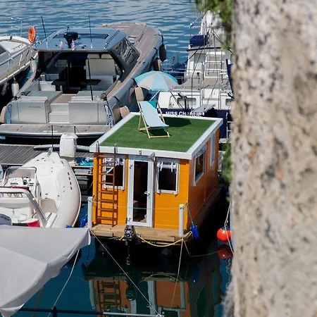Bateau-hôtel The Homeboat Company Aquatica-alghero *